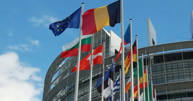 Refriega institucional en Bruselas.
