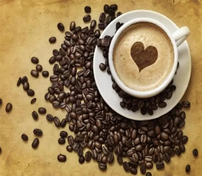 Taza de caf&eacute; con el s&iacute;mbolo del amor.