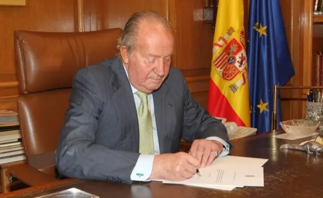 El Rey abdica la Corona de Espa&ntilde;a. / Casa Real