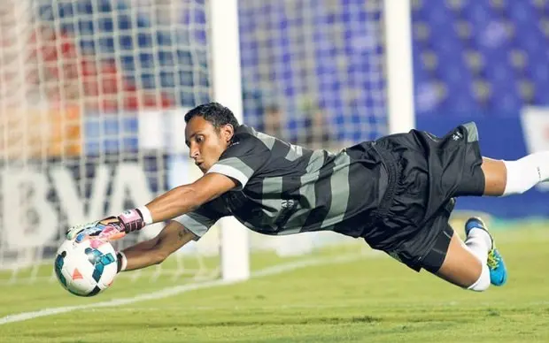 Keylor-Navas_parada