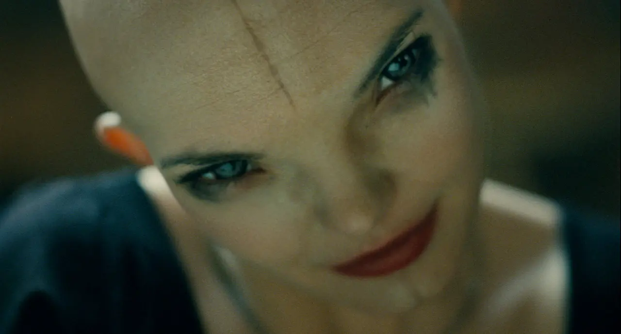 La modelo Delphine Chan&eacute;ac da vida a Dren en Splice
