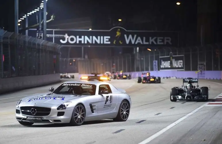 El coche de seguridad marcar&iacute;a el resultado final de la carrera/esportes.terra.com.br