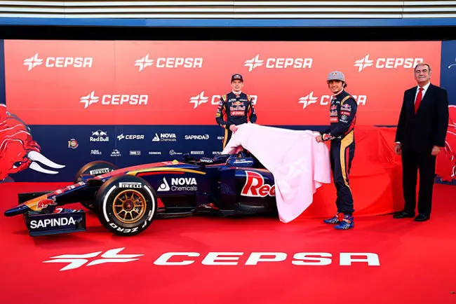 Sainz y Verstapen descubren el nuevo SRT 10 en Jerez. / scuderiatororosso.com