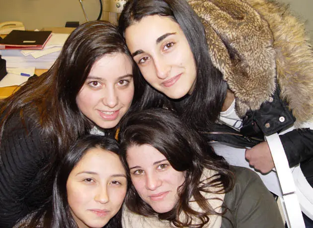 Alumnas de Ferrol premiadas en Dubai. / www.diariodeferrol.com