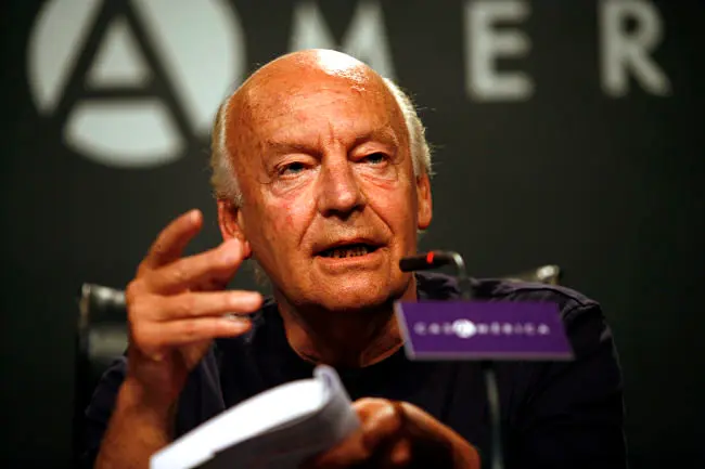 El escritor Eduardo Galeano.