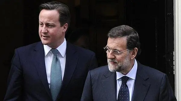 David Cameron y Mariano Rajoy. / Twitter