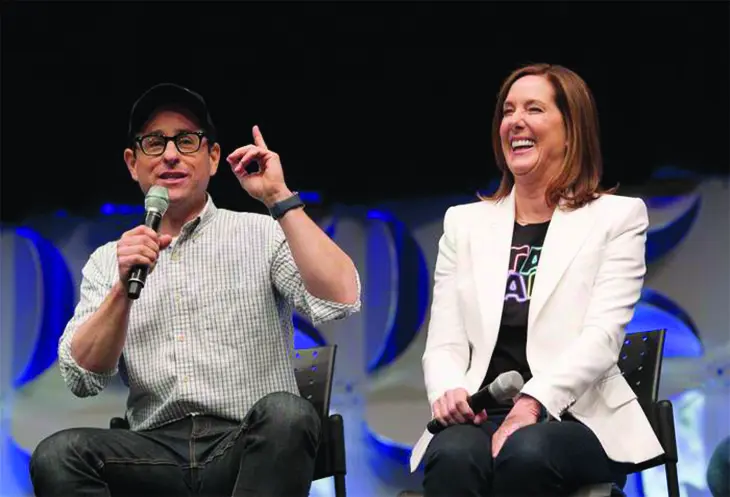 J.J. Abrams, y Kahtleen Kennedy, director y productora de Star Wars respectivamente. / 3news.co.nz
