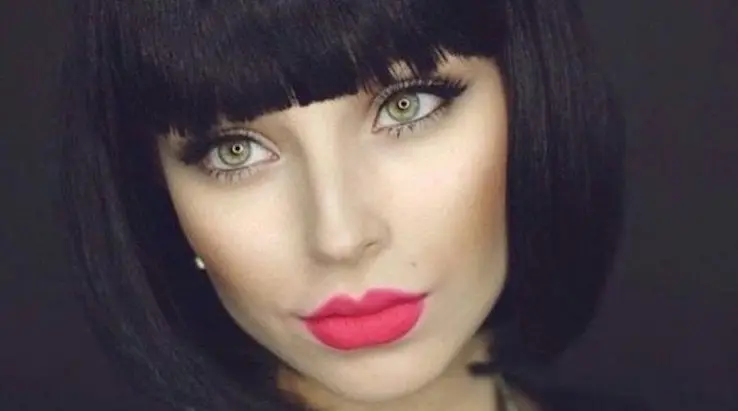 Rostro de mujer. / Pinterest