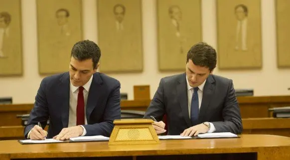 Pedro S&aacute;nchez y Albert Rivera. / PSOE