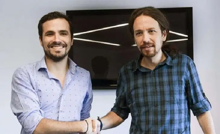 Alberto Garz&oacute;n y Pablo Iglesias. / www.que.es