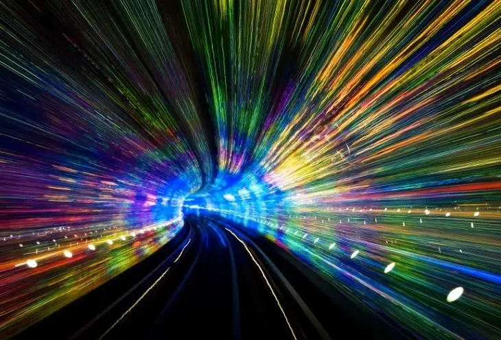 T&uacute;nel de la luz. /iai tv
