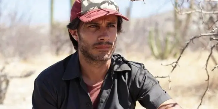 Gael Garc&iacute;a Bernal en un fotograma de "Desierto". / imdb.com