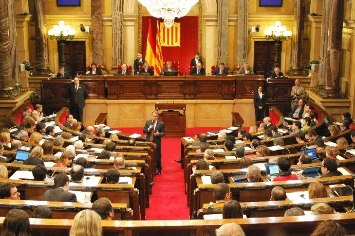 Parlamento de Catalu&ntilde;a. / parlament.cat