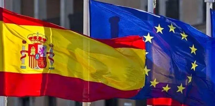 Banderas de España y Europa. / RRSS