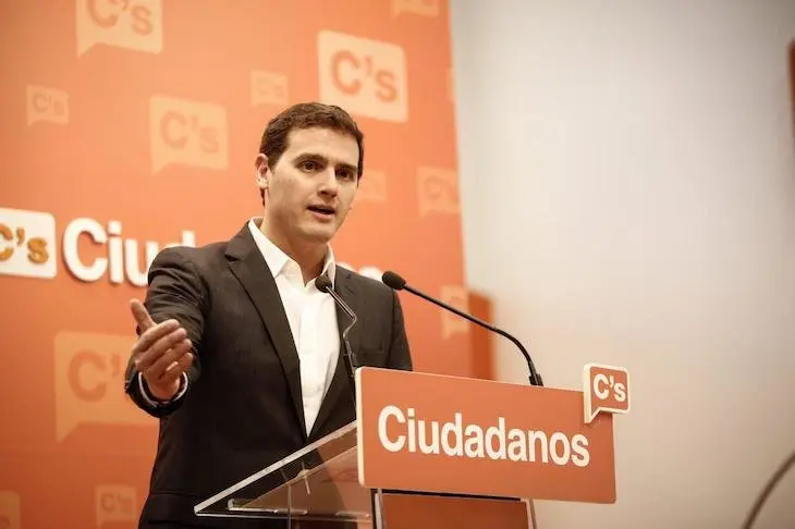 Albert Rivera en rueda de prensa. / Twitter