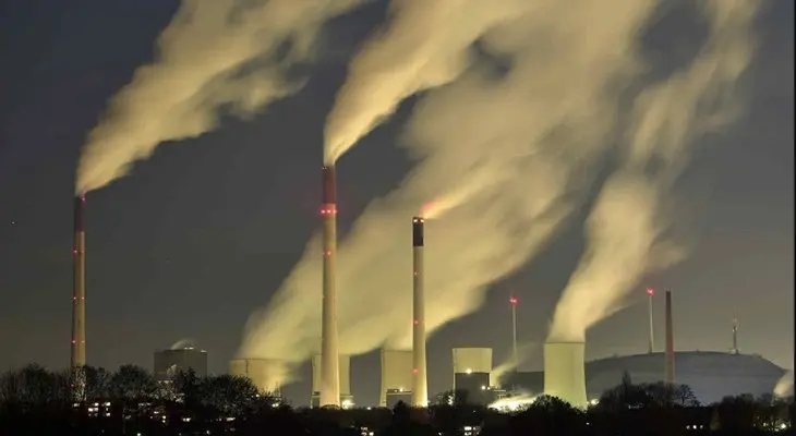 Industrias que utilizan el carb&oacute;n como fuente de energ&iacute;a. / Mundiario