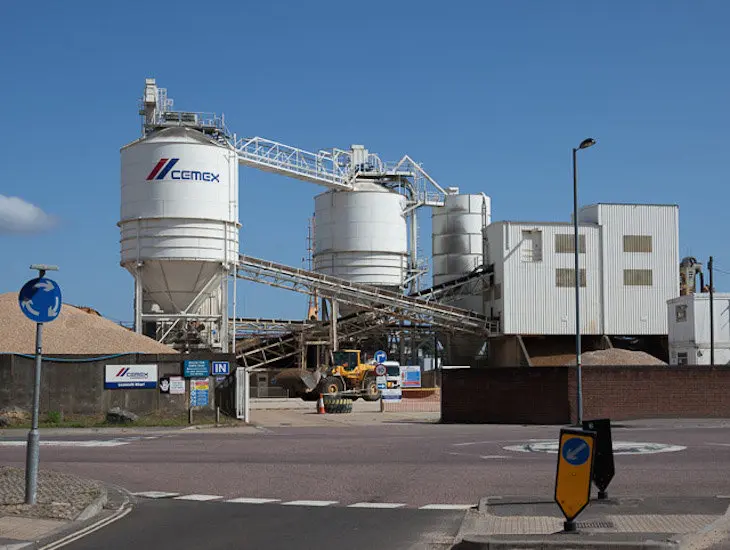 Planta productora de Cemex. / Archivo.