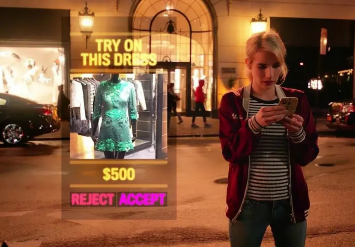 Emma Roberts, actriz, en una escena de Nerve, pel&iacute;cula que retrata a La ballena azul. YouTube.