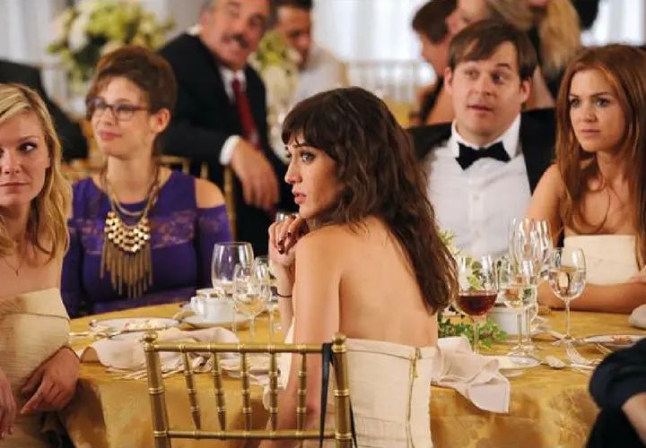 Escena de Bachelorette. Sensa Cine.