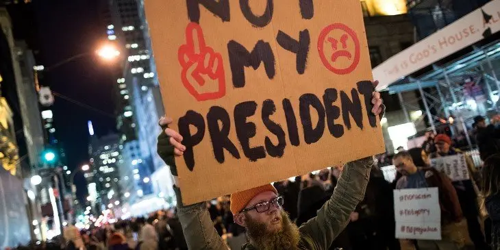 Manifestaci&oacute;n anti-Trump. / RRSS