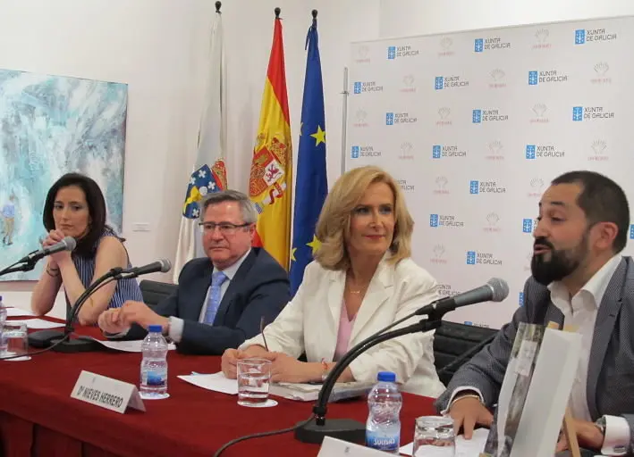 Aida Soilán, junto a Ramón Jiménez, Nieves  Herrero y David Álvarez Rivas. / Mundiario