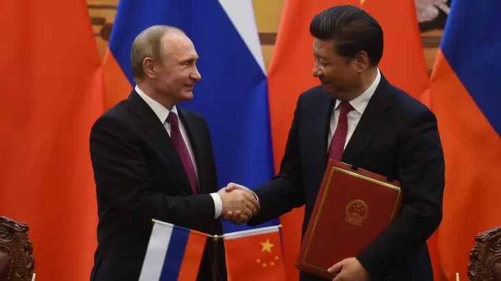 Vladimir Putin y Xi Jinping. / RR SS