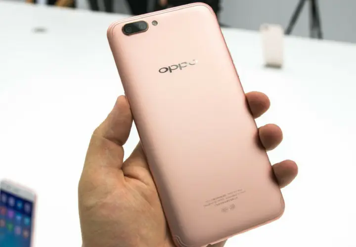 OPPO R11, m&oacute;vil. Oppo.
