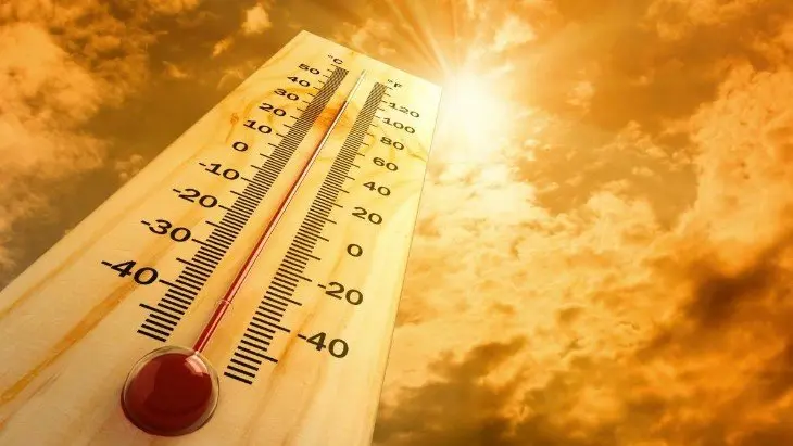 Ola de calor. / RR SS.