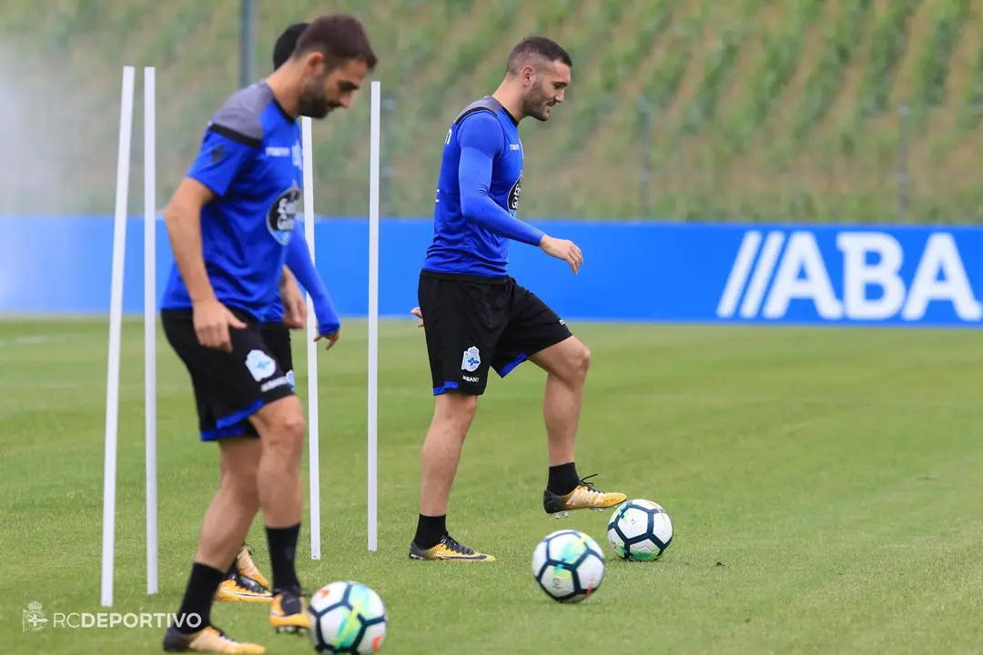 Lucas Pérez, en un entrenamiento.