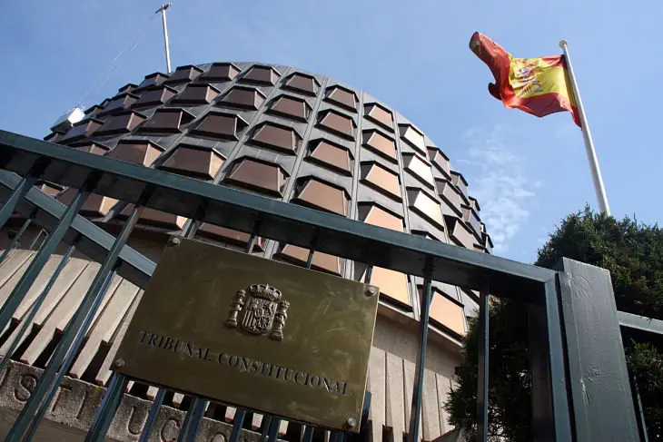 Tribunal Constitucional. / RR SS.