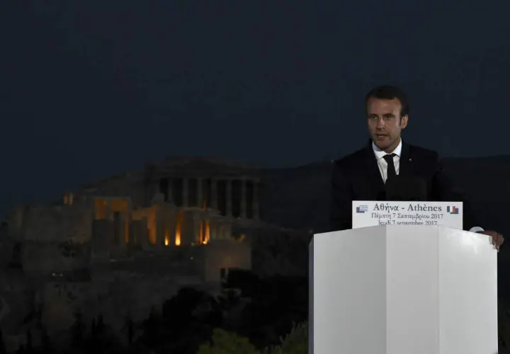 Emmanuel Macron, presidente de Francia, en un discurso desde Atenas. El pa&iacute;s