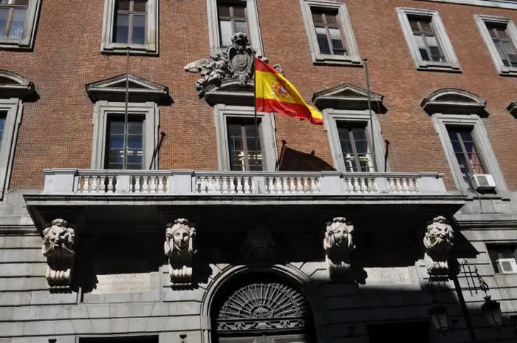 Ministerio de Hacienda. / RRSS