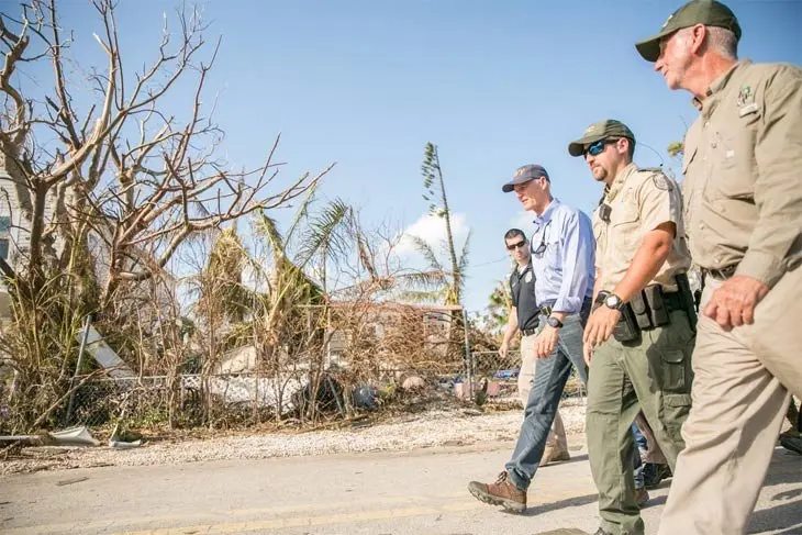 gobernador_rick_scott