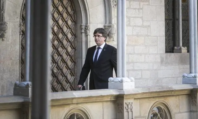 Carles Puigdemont, en el Palau de la Generalitat de Catalu&ntilde;a. / RR SS