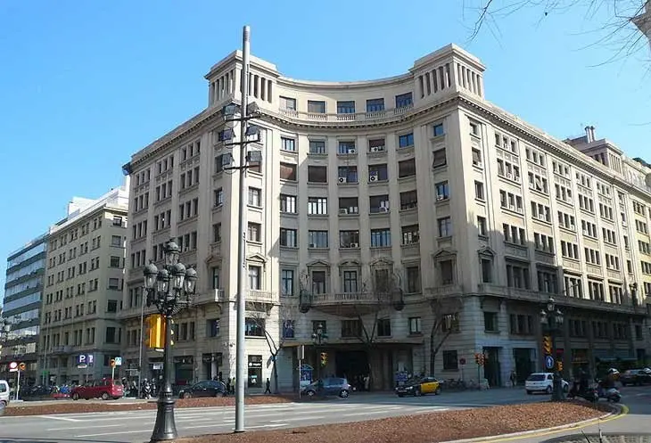 Foment del Treball Nacional./ wikimedia.org