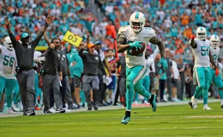 Los Miami Dolphins marchan últimos en su división. / Twitter.