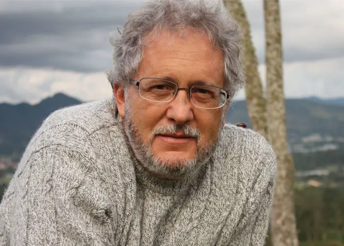 Héctor Abad Faciolince. / Las2orillas