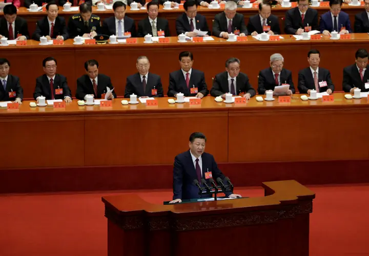 Xi Jinping durante su discurso ante el congreso del Partido Comunista. YouTube.