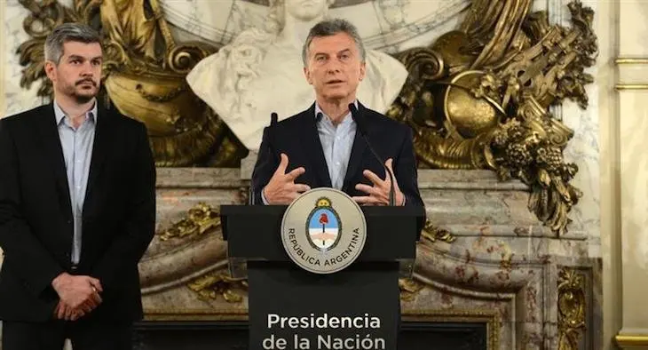 Mauricio Macri (centro), presidente de Argentina. / Twitter-Ámbito Financiero