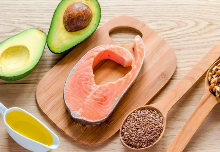 Alimentos con grasas naturales. Salud.