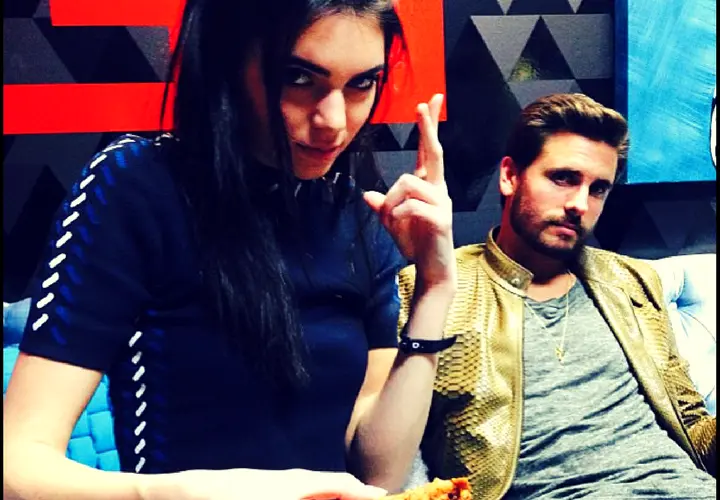 Kendall Jenner, modelo, y Scott Disick, empresario. Instagram.