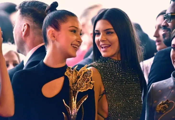Bella Hadid, modelo y Kendall Jenner, modelo. Instagram
