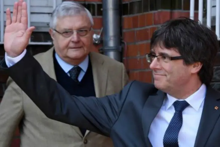 Carles Puigdemont, expresident de la Generalitat de Catalu&ntilde;a. / Twitter