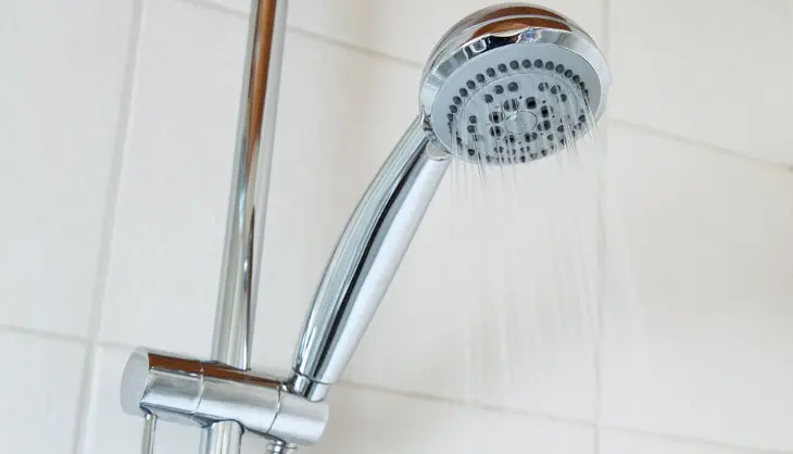 Ducha fr&iacute;a. / Pixabay.