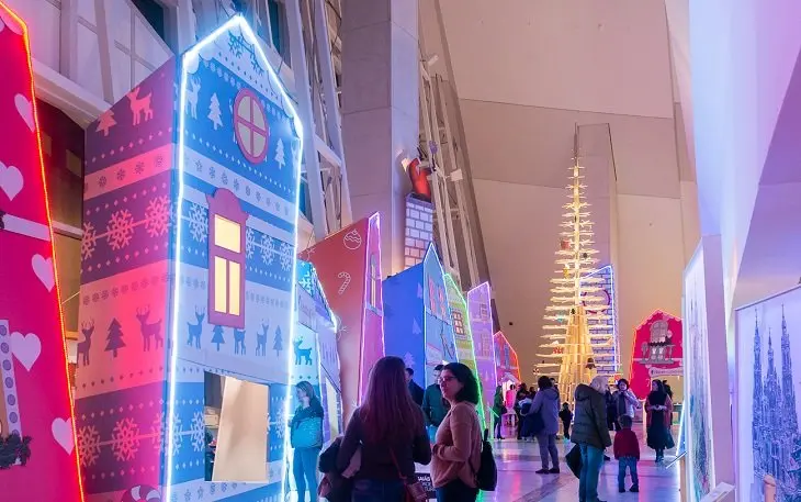 La Cidade da Cultura duplica el n&uacute;mero de visitas en la Navidad. / Xunta