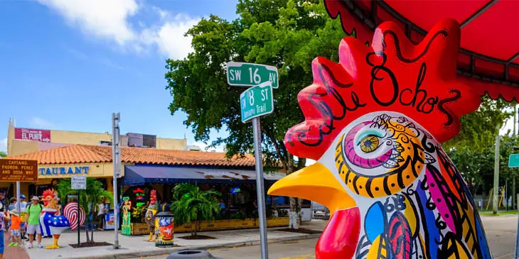 Calle 8, en Miami. / timeout.com