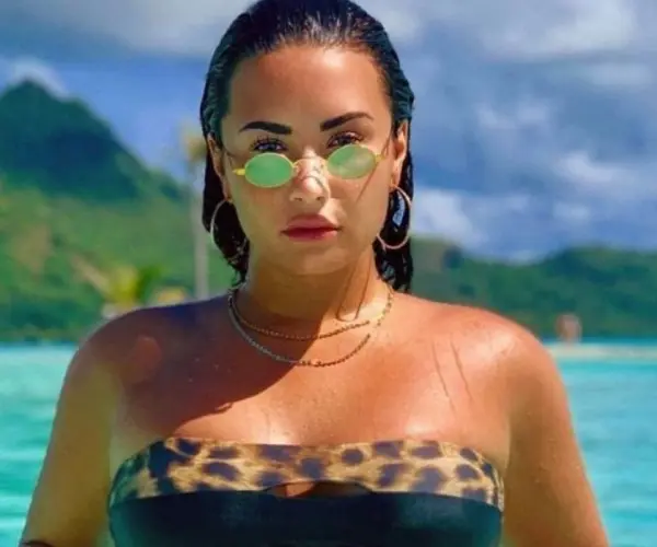 Demi Lovato, cantante. RR SS.