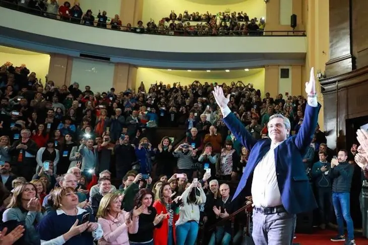 Alberto Fernández en un acto con sus simpatizantes. / Twitter