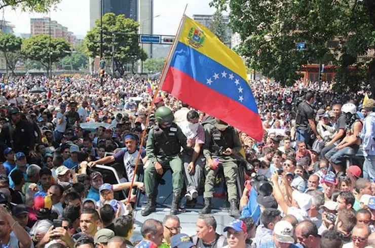 Venezolanos en una de sus últimas manifestaciones. / IG @jguaido