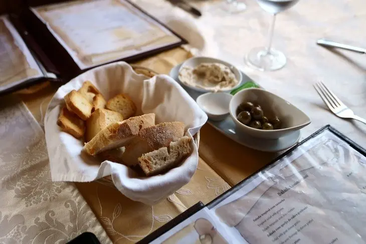 Cesta de pan. / Pexels.com.